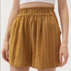 NWT Urban Outfitters Josie linen-blend pull-on shorts